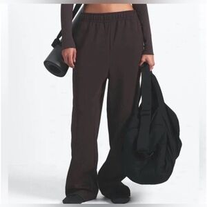 NikeSKIMS Matte Tricot - Side Snaps Pants in Dark Roast BRAND NEW SIZE XS